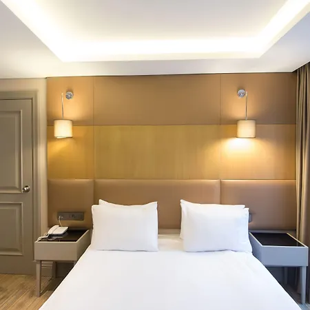 Ξενοδοχείο με διαμερίσματα Gk Regency 3*