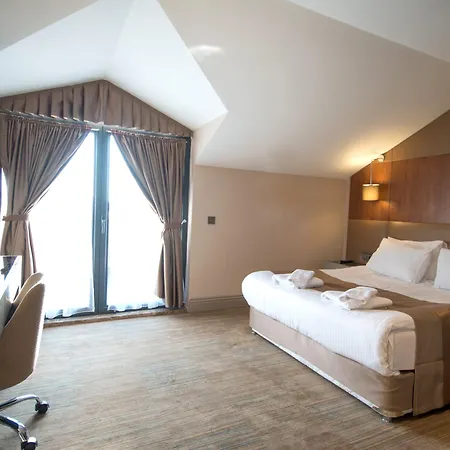 מלון דירות Gk Regency 4*