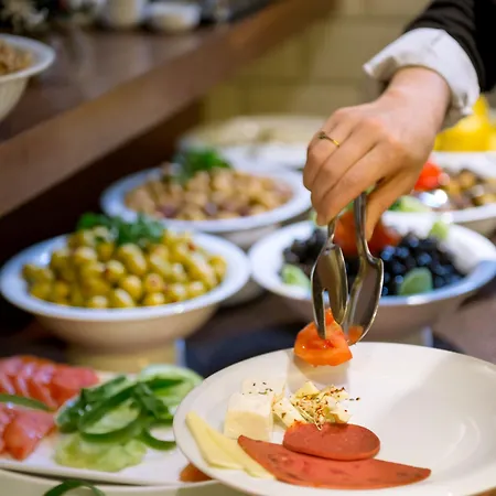 Gk Regency Aparthotel