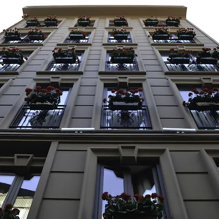 Gk Regency Aparthotel