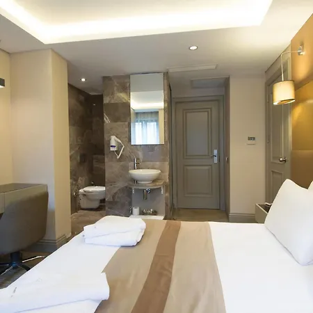 מלון דירות Gk Regency 4*