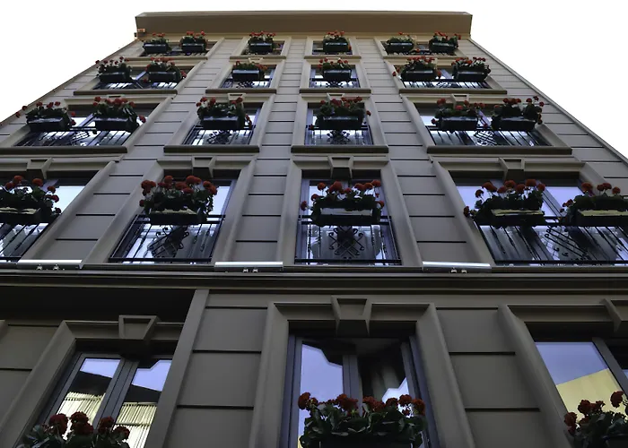 Gk Regency Aparthotel